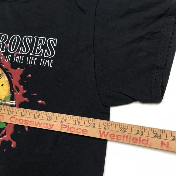 GUNS N ROSES Tour T Shirt Men L Black Not In This Lifetime 2017 Rock Band Tee - Picture 11 of 13